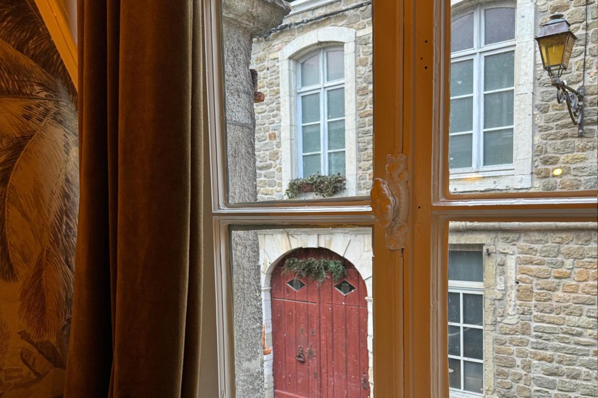 Maison 1747 - Gites De Standing En Vieille-Ville Avec Cour Boulogne-sur-Mer Exterior foto